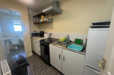 Waterloo Street, TF, North Hill, Plymouth - Image 2